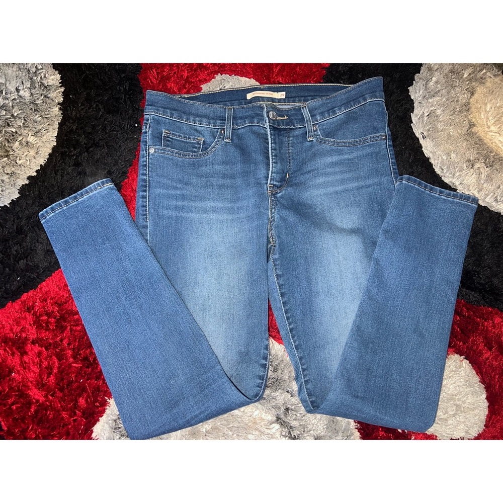 Levi’s 311 shaping skinny jeans